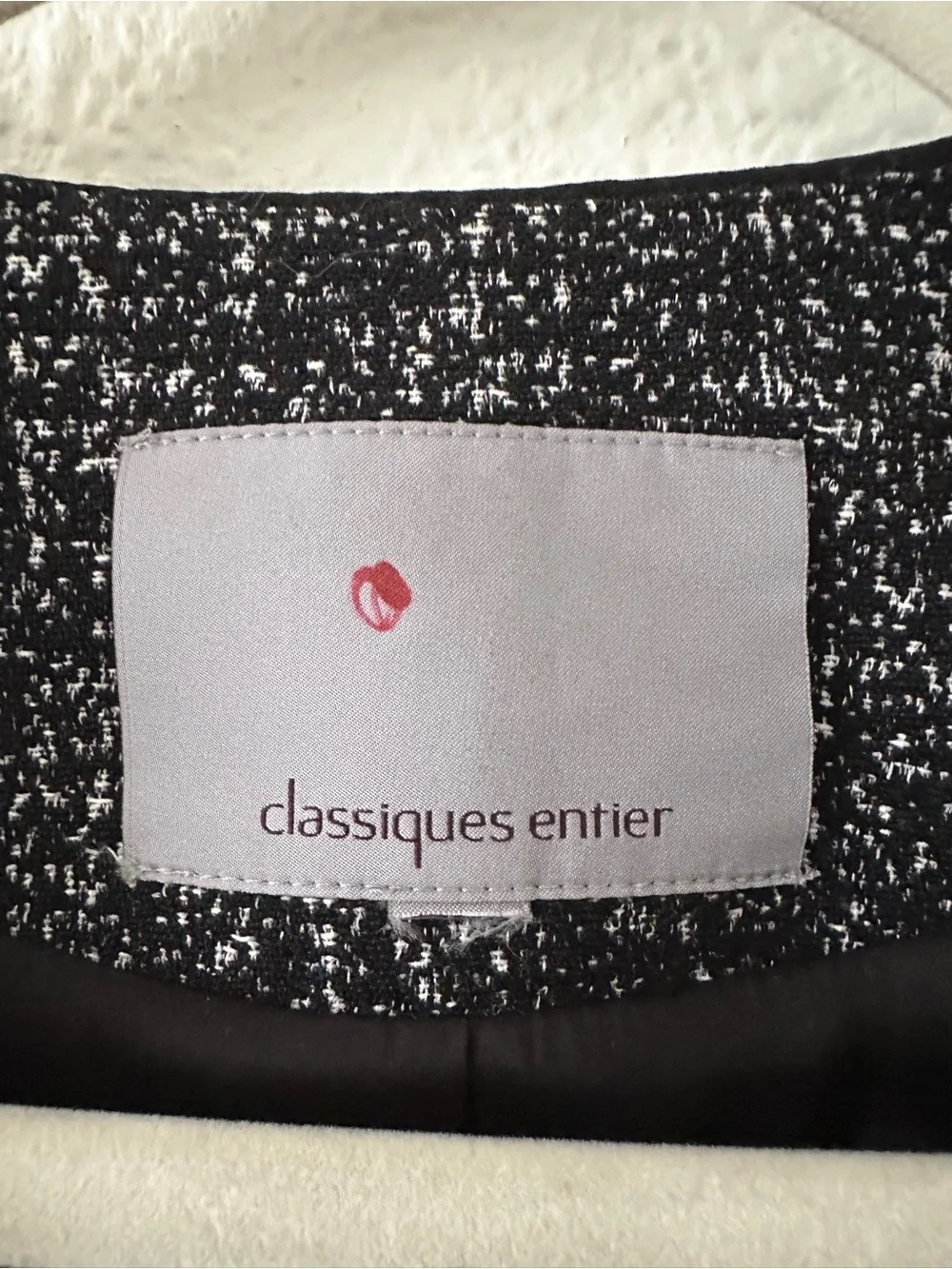 Classiques Entier Black Tweed Embellished Collar Jacket - Picture 3 of 7